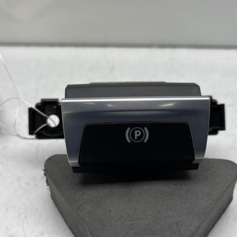 Levier frein à main electrique PEUGEOT 308 2 SW Photo n°1