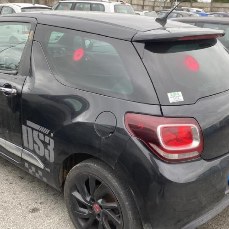 Pare choc arriere CITROEN DS3 Photo n°8