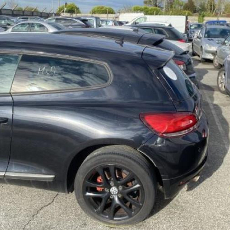 Pare choc arriere VOLKSWAGEN SCIROCCO 3 Photo n°18