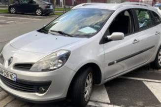 Aile avant droit RENAULT CLIO 3