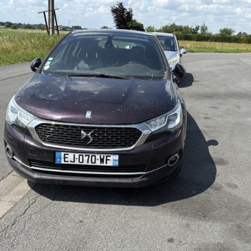 Vitre arriere droit DS DS4 1 Photo n°8