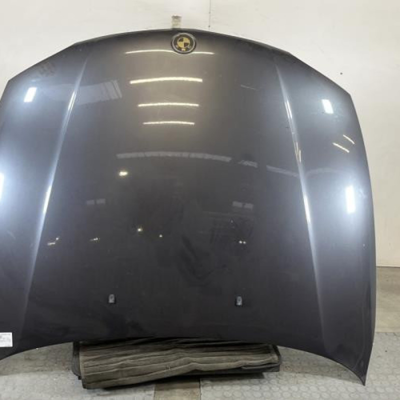 Capot BMW SERIE 1 E87 Photo n°1
