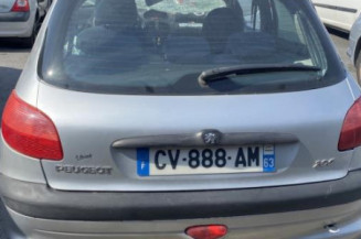 Pare choc avant PEUGEOT 206