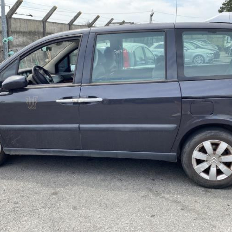 Pare choc arriere CITROEN C8 Photo n°14