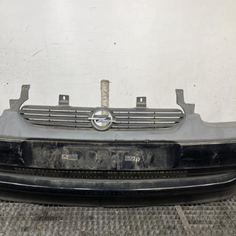 Pare choc avant OPEL CORSA B Photo n°1