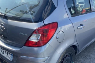 Malle/Hayon arriere OPEL CORSA D
