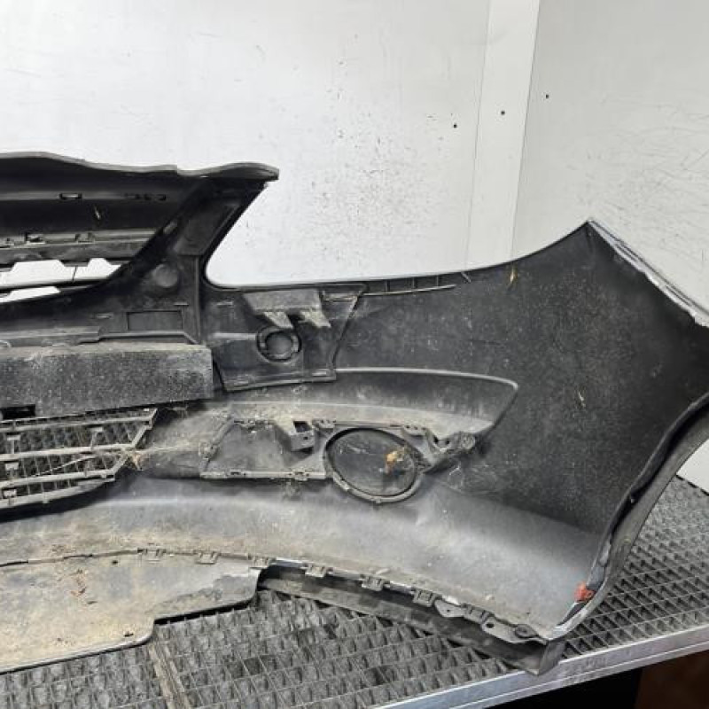 Pare choc avant OPEL CORSA D Photo n°4