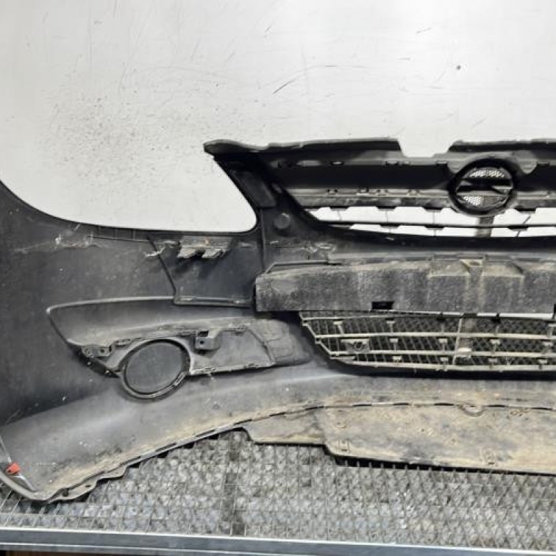 Pare choc avant OPEL CORSA D Photo n°6