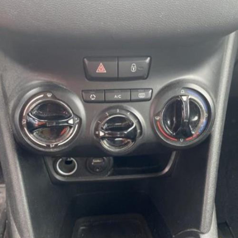 Porte arriere droit PEUGEOT 208 1 Photo n°19