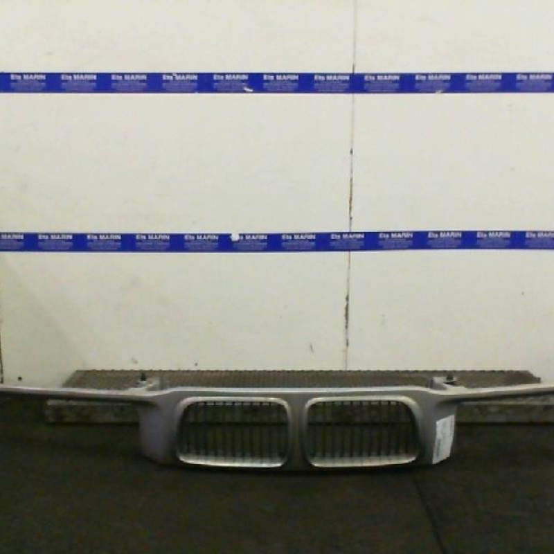 Calandre BMW SERIE 3 E36 Photo n°1