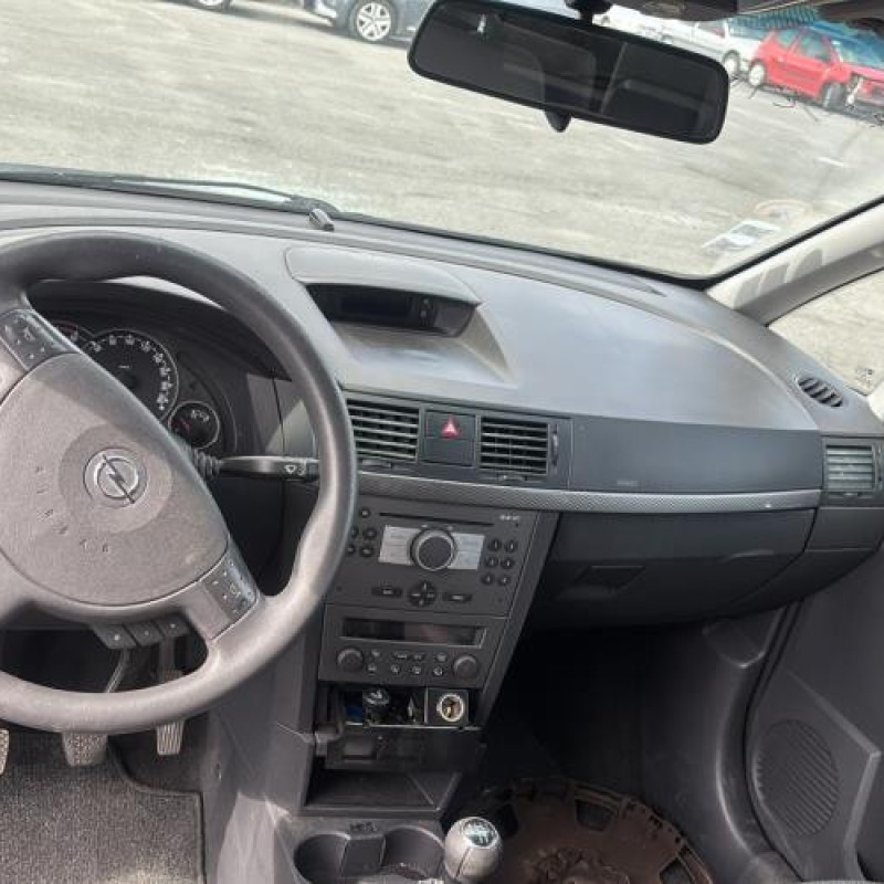 Moteur essuie glace arriere OPEL MERIVA A Photo n°18