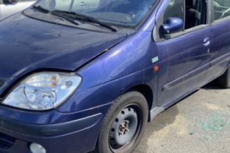 Porte avant droit RENAULT SCENIC 1