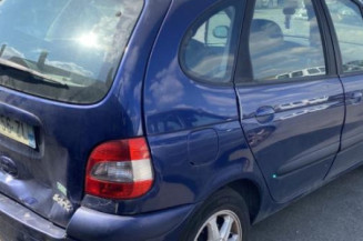 Porte avant droit RENAULT SCENIC 1