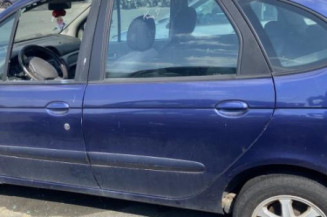 Porte avant droit RENAULT SCENIC 1