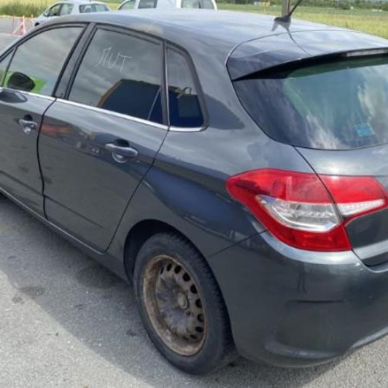 Feu arriere principal droit (feux) CITROEN C4 2 Photo n°16