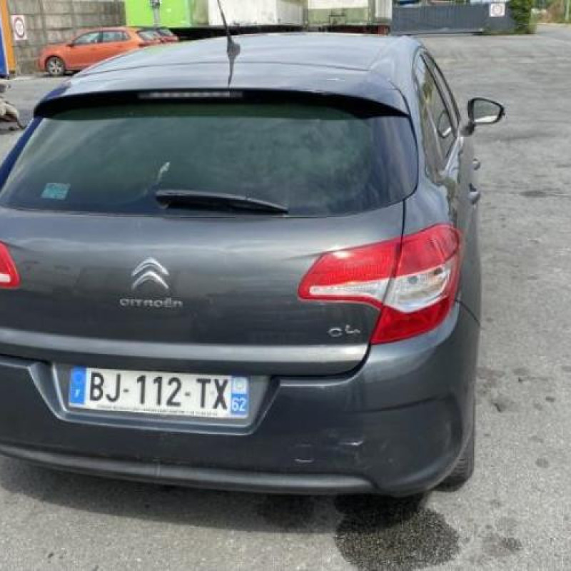 Feu arriere principal droit (feux) CITROEN C4 2 Photo n°19