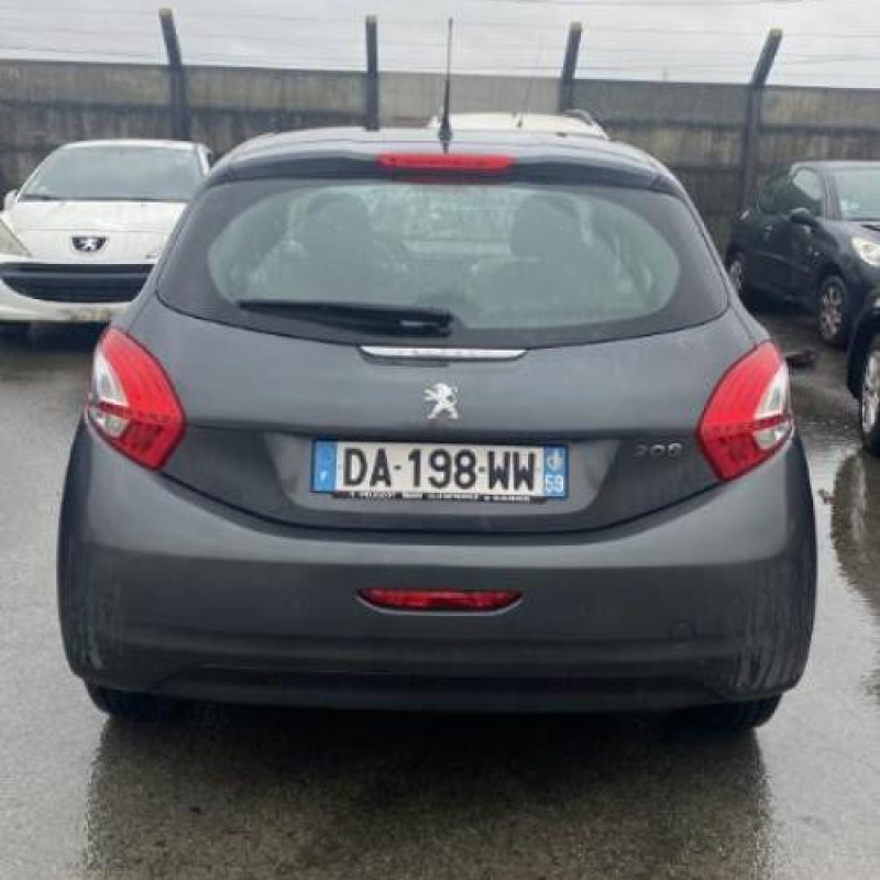 Porte avant droit PEUGEOT 208 1 Photo n°15