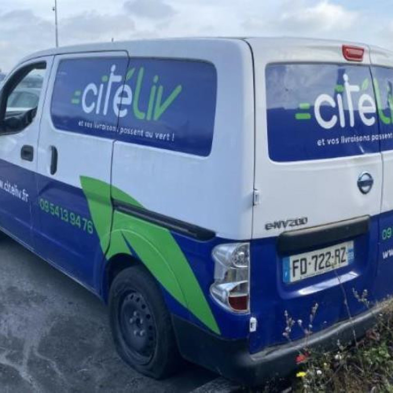 Porte avant droit NISSAN NV200 Photo n°10