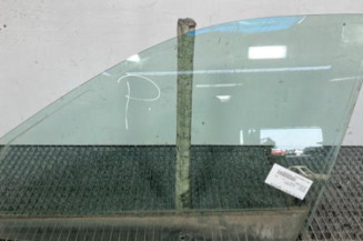 Vitre avant gauche RENAULT MEGANE 1 Photo n°1