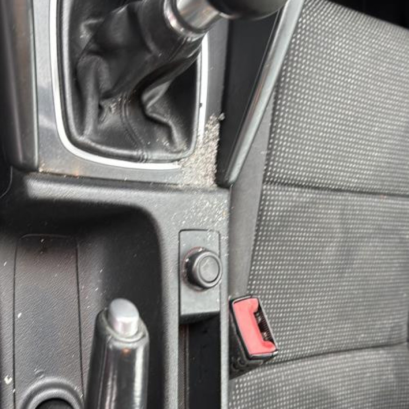 Vitre avant droit AUDI A3 2 Photo n°17