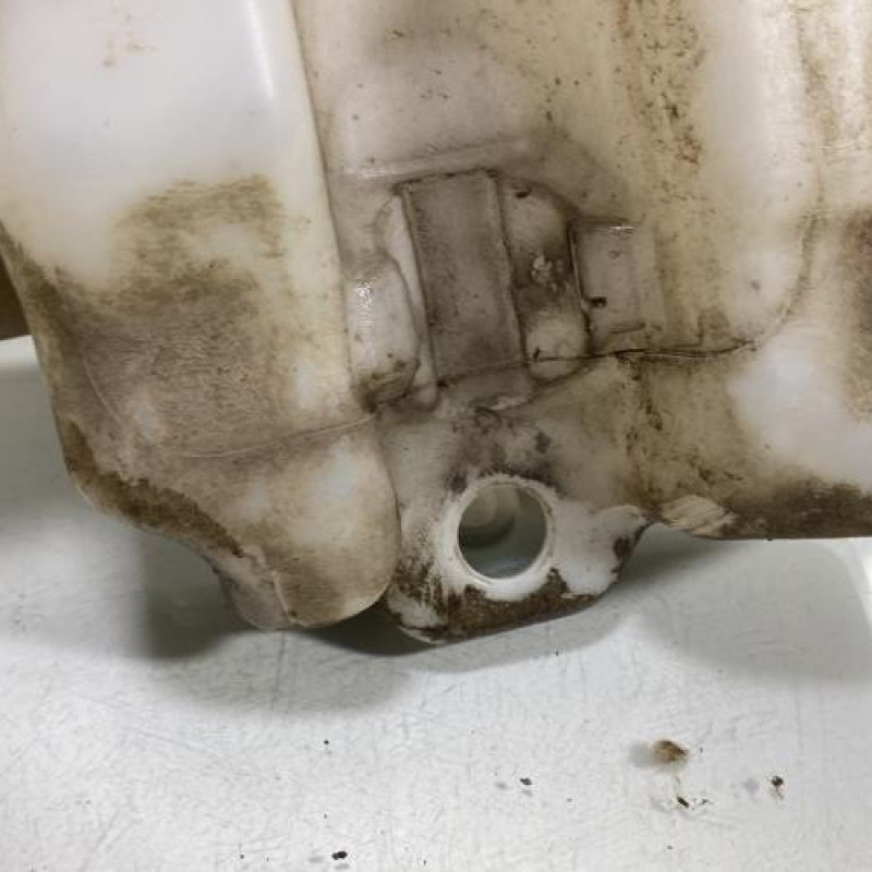 Vase de lave glace NISSAN PRIMASTAR 1 Photo n°4
