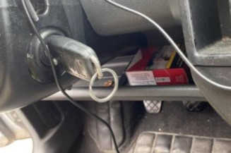 Vitre avant gauche VOLKSWAGEN POLO 4