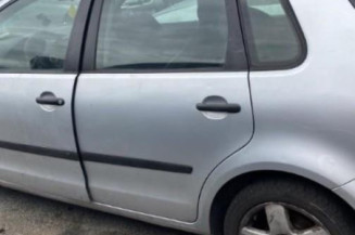 Vitre avant gauche VOLKSWAGEN POLO 4