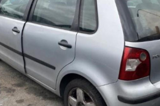 Vitre avant gauche VOLKSWAGEN POLO 4