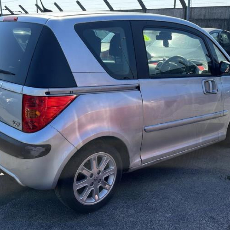 Pare choc arriere PEUGEOT 1007 Photo n°8