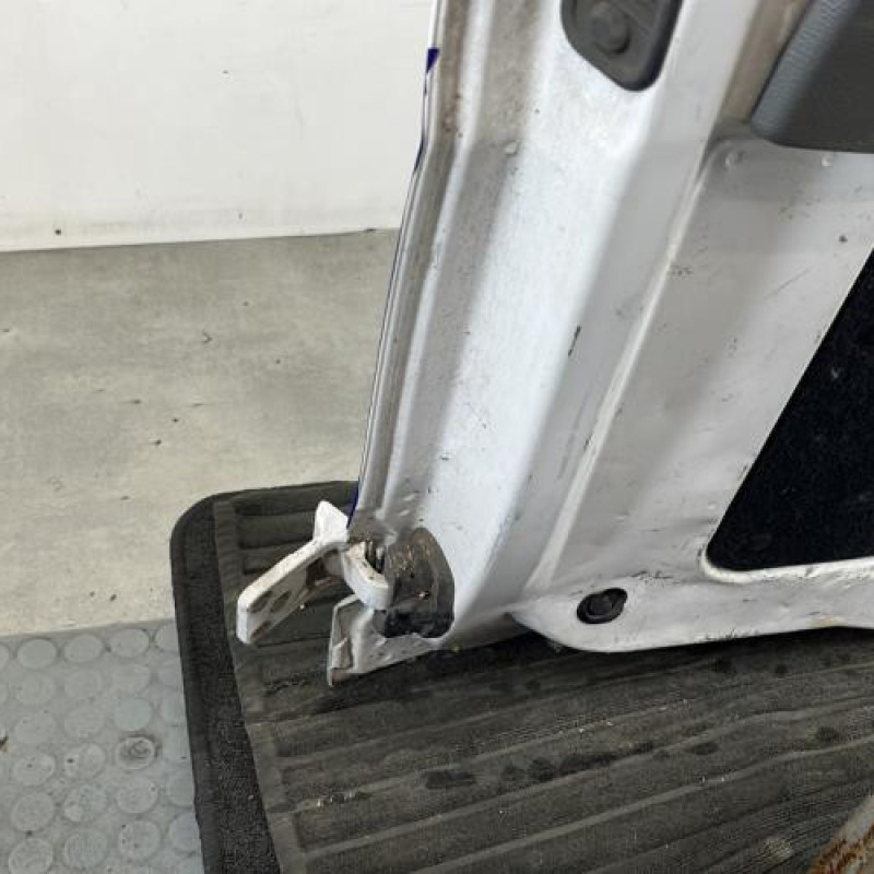 Porte de coffre droit NISSAN NV200 Photo n°7