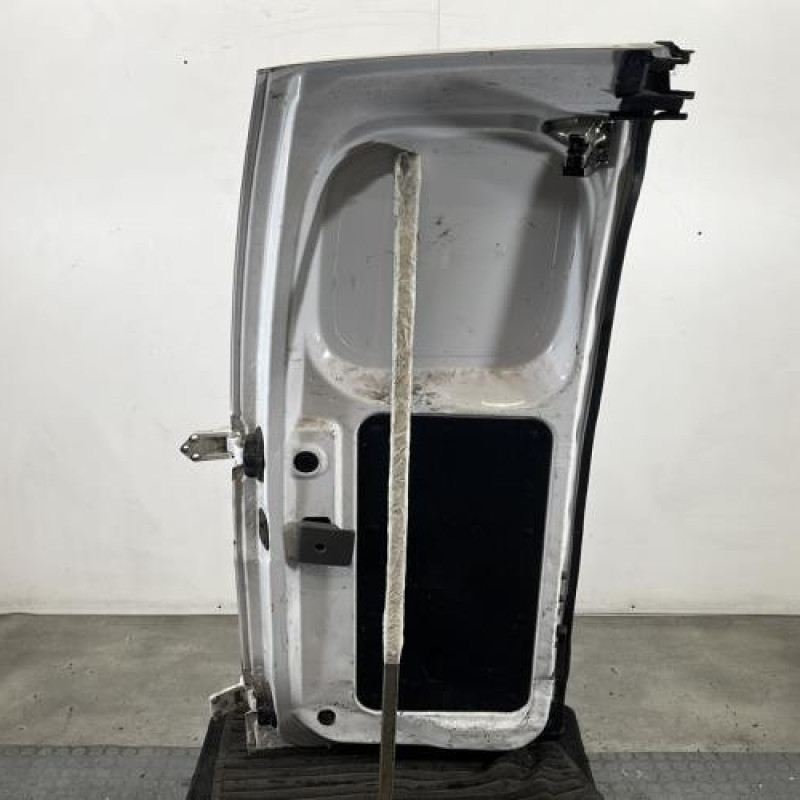 Porte de coffre droit NISSAN NV200 Photo n°8