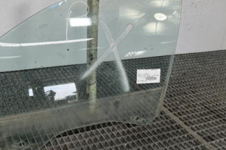 Vitre avant gauche BMW SERIE 1 E87
