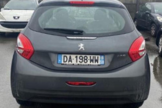 Porte avant gauche PEUGEOT 208 1