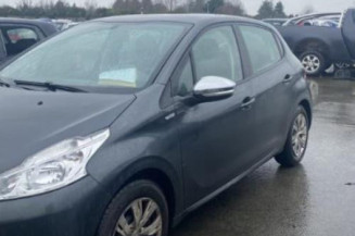 Porte avant gauche PEUGEOT 208 1