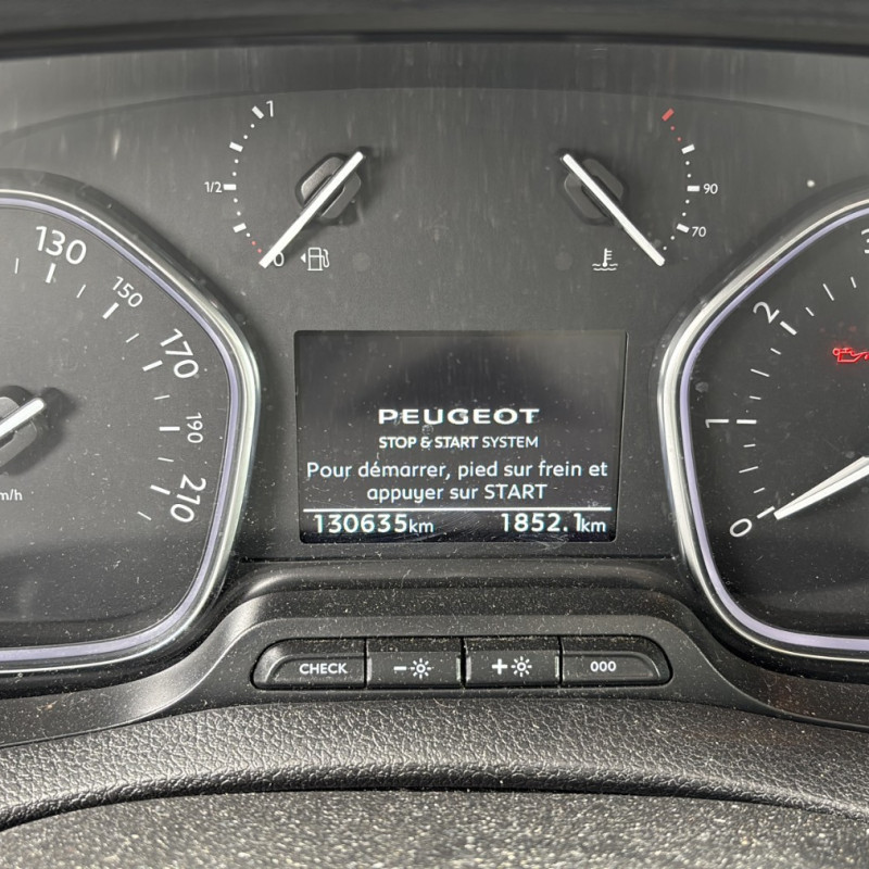 PEUGEOT EXPERT 4 2.0 BLUE HDI - 16V TURBO Photo n°18