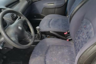 Calandre PEUGEOT 206