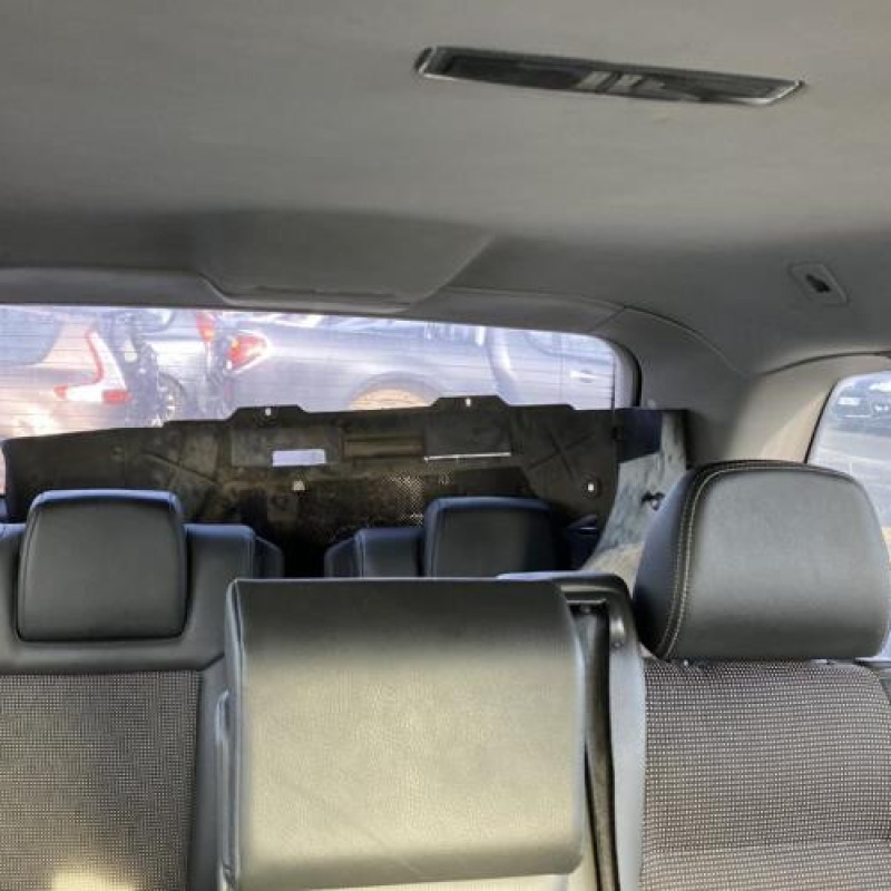 Pare choc arriere OPEL ZAFIRA B Photo n°10