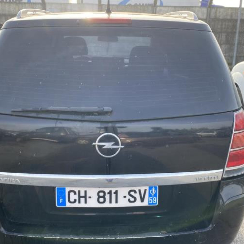 Pare choc arriere OPEL ZAFIRA B Photo n°11