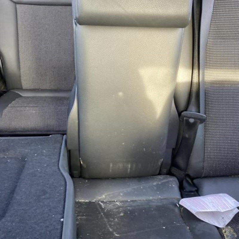 Pare choc arriere OPEL ZAFIRA B Photo n°16