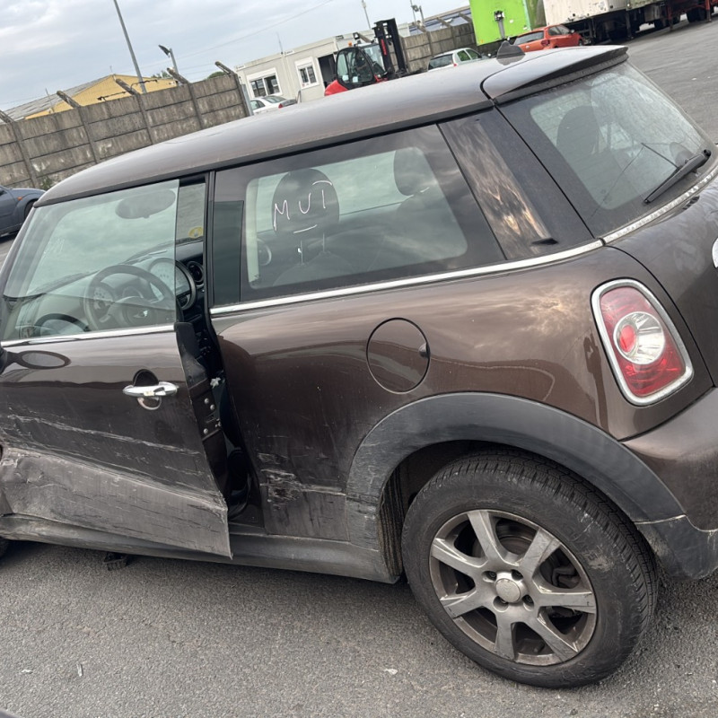 MINI MINI 2 R56 PHASE 2 1.6D - 16V TURBO ONE D Photo n°17