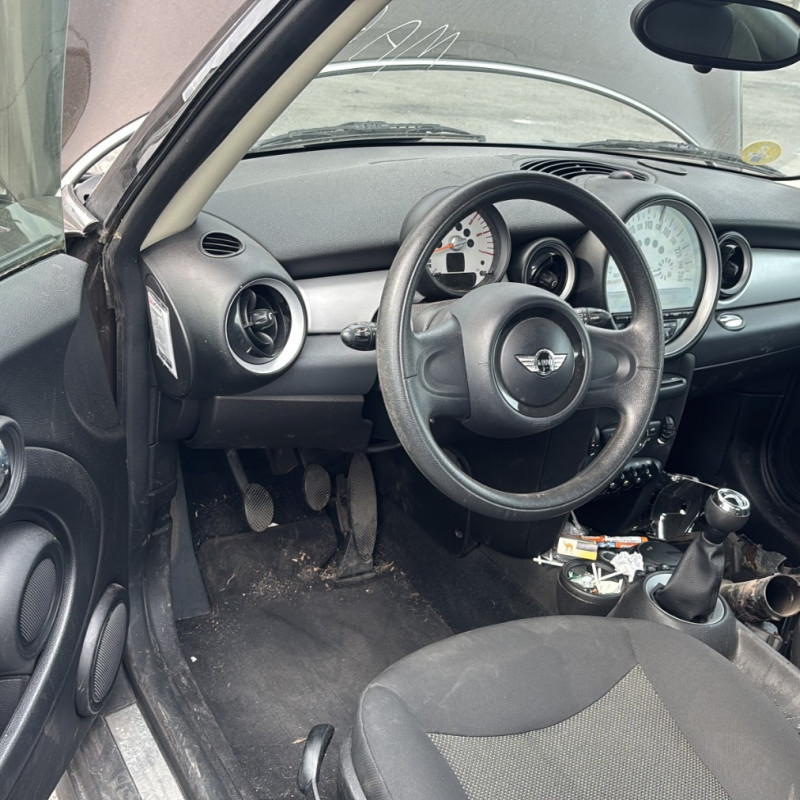 MINI MINI 2 R56 PHASE 2 1.6D - 16V TURBO ONE D Photo n°23