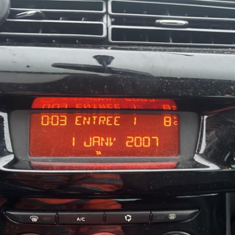 Pare choc arriere CITROEN C3 2 Photo n°10