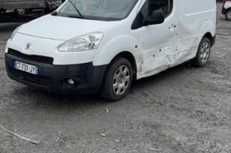 Pare choc avant PEUGEOT PARTNER 2