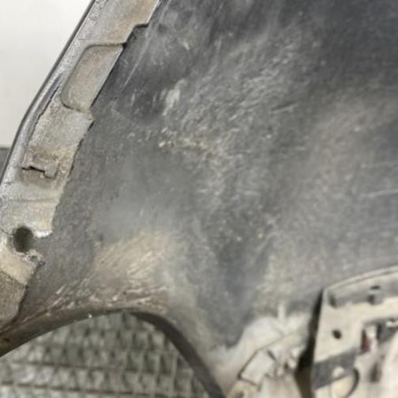Pare choc arriere RENAULT CLIO 4 Photo n°8