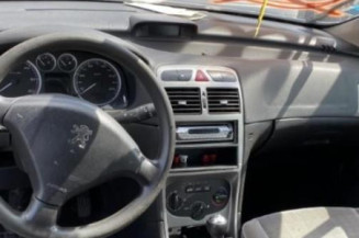 Pare choc avant PEUGEOT 307