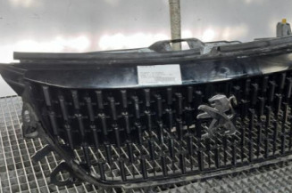 Calandre PEUGEOT 2008 2