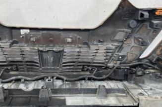 Pare choc avant PEUGEOT 2008 2
