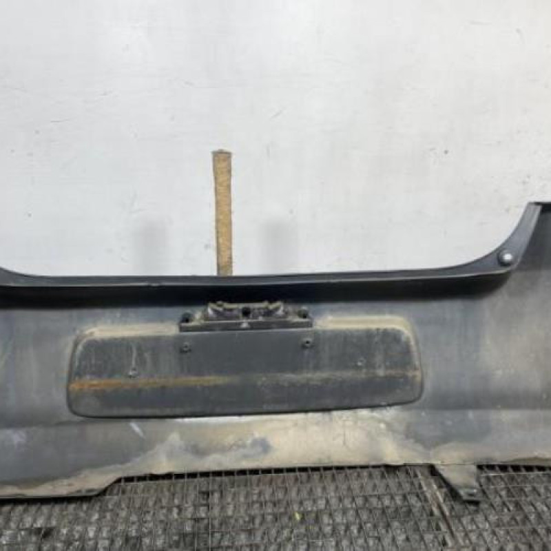 Pare choc arriere TOYOTA YARIS 2 Photo n°5