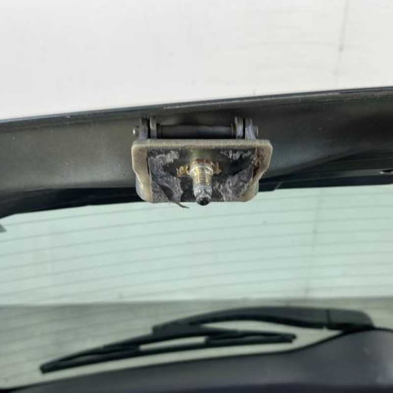 Malle/Hayon arriere CITROEN C3 1 Photo n°6