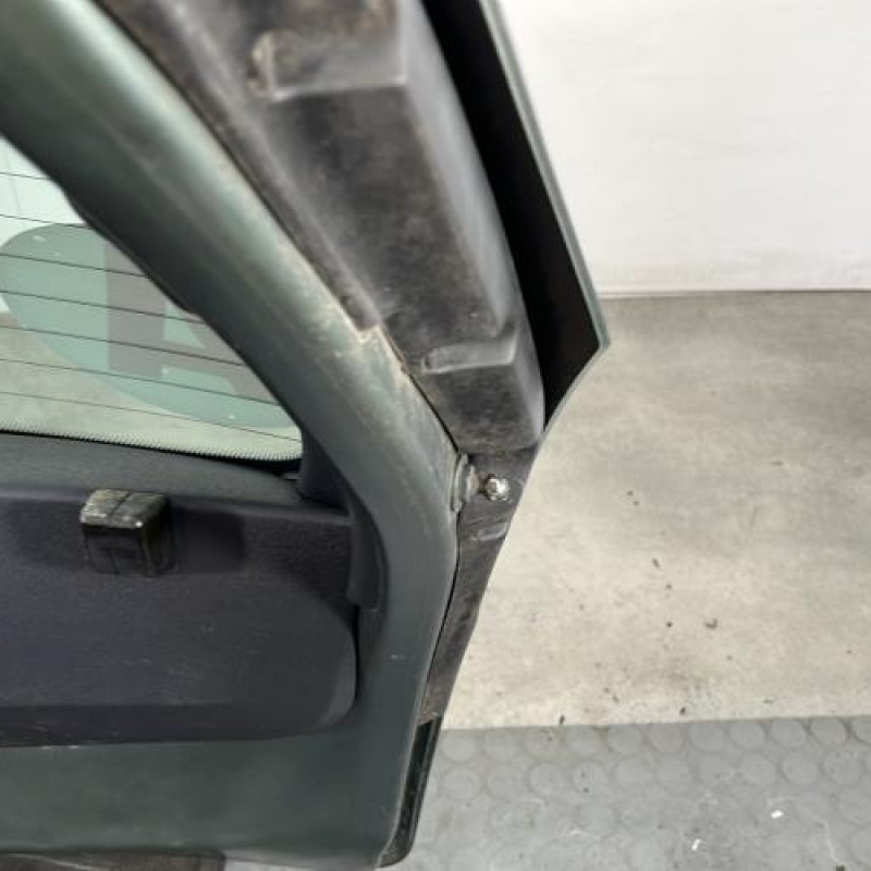 Malle/Hayon arriere CITROEN C3 1 Photo n°8